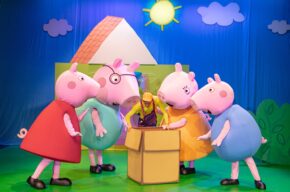 Świnka Peppa "Wielka Niespodzianka"
