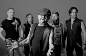TRIBUTE TO AC/DC