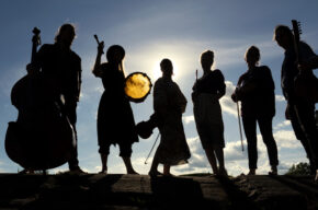 ACROSS THE BALTIC SEA – SUTARI & FRÄNDER (koncert)