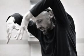 Warsztaty teatralne z Januszem Stolarskim