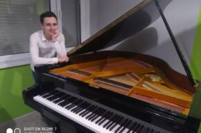 Koncert z cyklu "Scena Młodych" - Recital fortepianowy Damiana Leśniewskiego - 28.04.2023, godz. 18.00