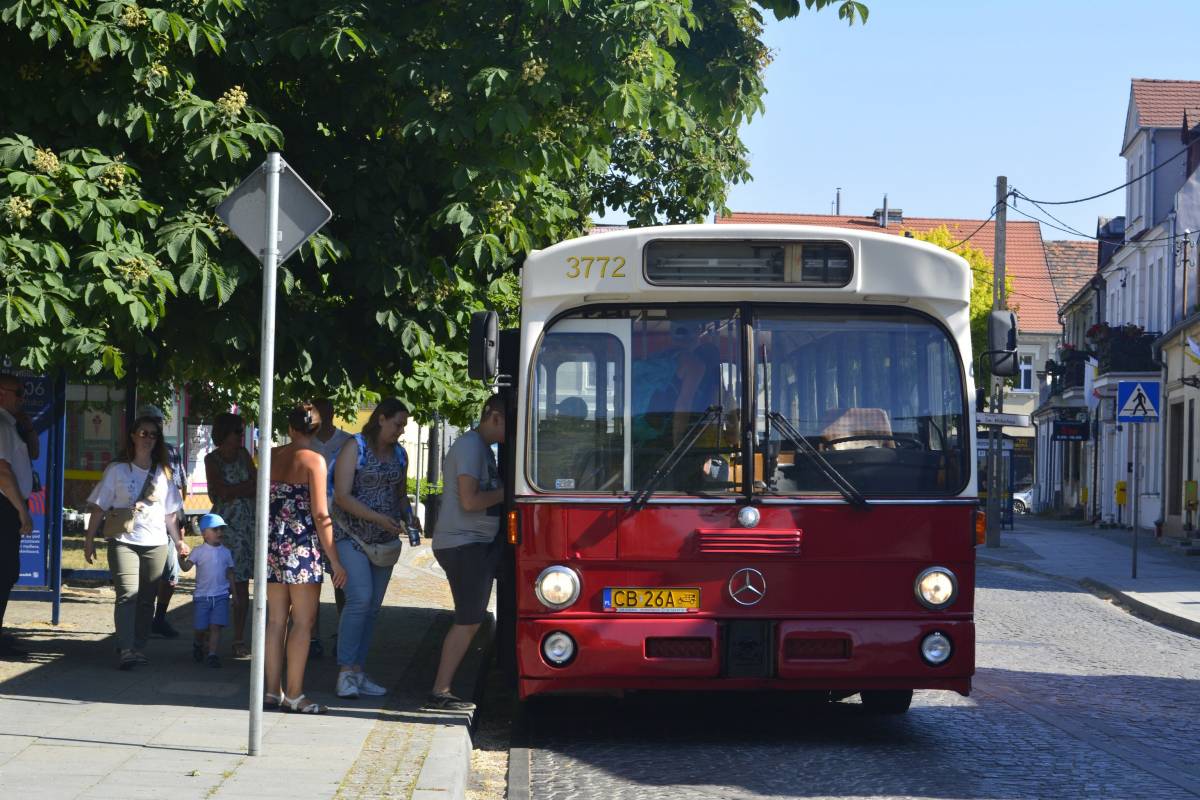 Poznaj Stary Fordon nad Wisłą - wycieczka zabytkowym autobusem