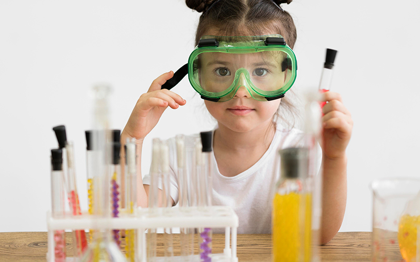 Eksperymenty chemiczne – warsztaty dla dzieci