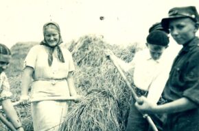 Codzienne życie, (nie) zwykłe obyczaje: od obłożyn do wieńcowego