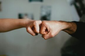 Dziadkowie i dziatki – warsztaty dla babć, dziadków i wnucząt (5+)