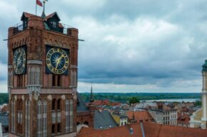 Wydłużamy dostępność wieży Ratusza Staromiejskiego