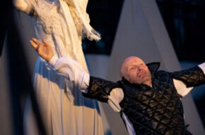 Makbet idzie na wojnę! / Teatr Opera Modern