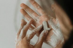 Sensoryka dla smyka –  czarujemy z masy solnej