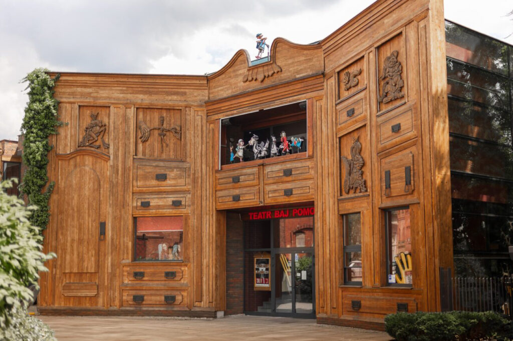 Architektura toruńskiej Melpomeny - zwiedzanie Teatru Baj Pomorski i Sceny Szekspirowskiej