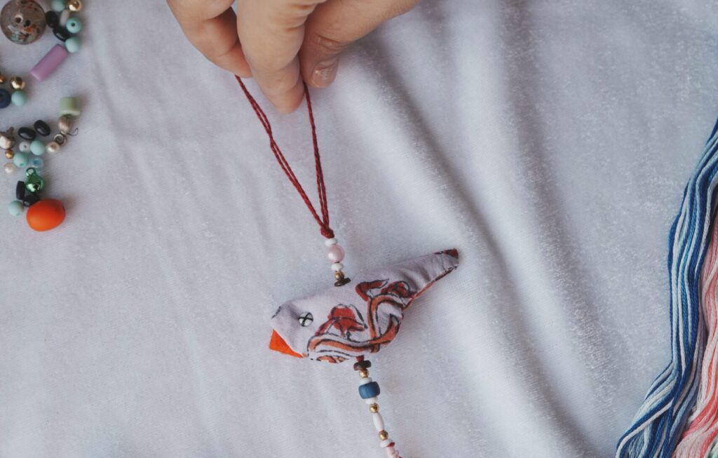 Hub dla młodych – biżuteria DIY