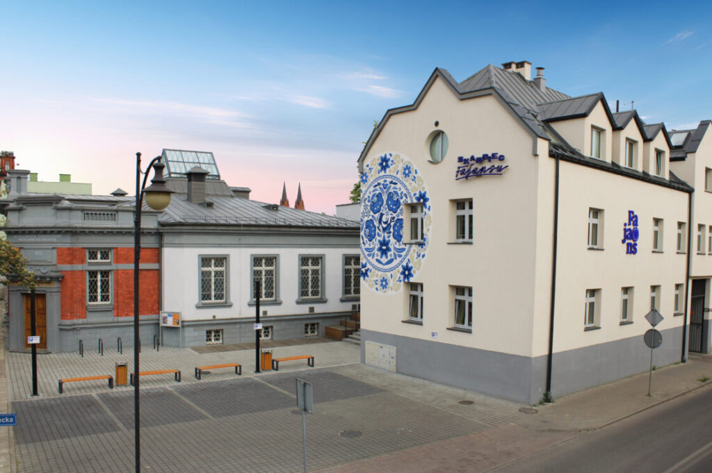 Zwiedzanie Skarbca Fajansu z przewodnikiem