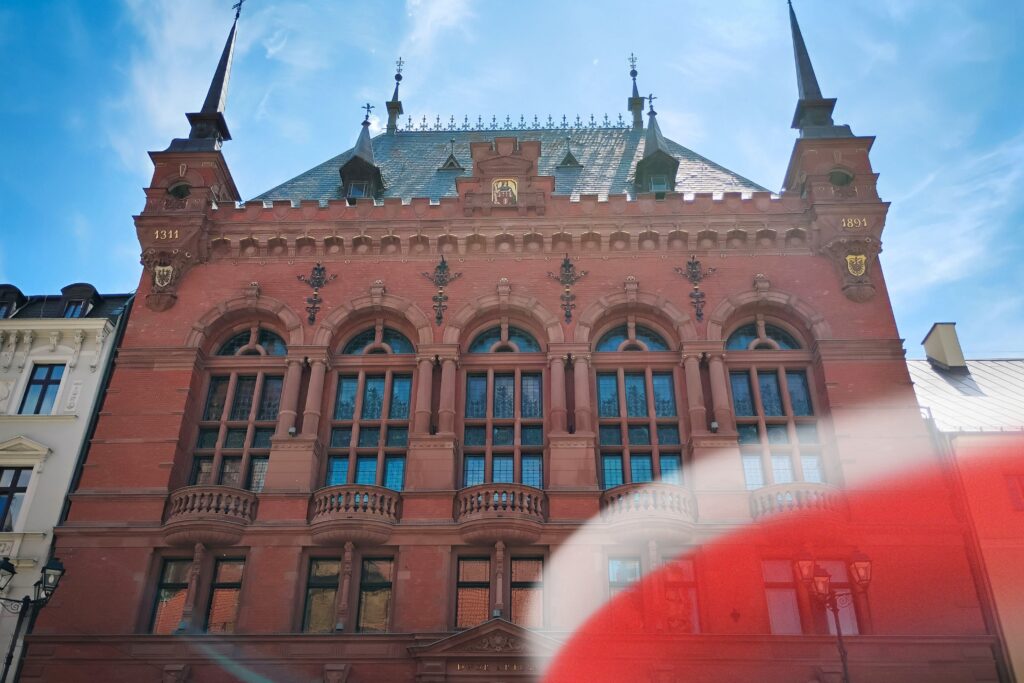 Artus Niepodległy | zwiedzanie z przewodniczką z okazji Święta Niepodległości