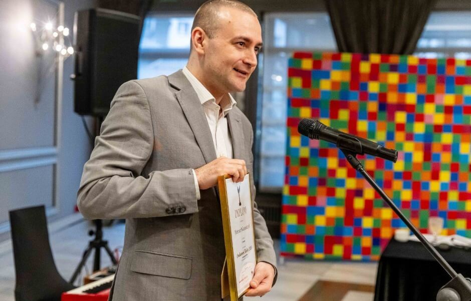 WierszowAnki. Spotkanie z Mateuszem Połuszańczykiem