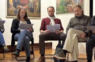 Wokół radości – wspólne śpiewanie na wystawie
