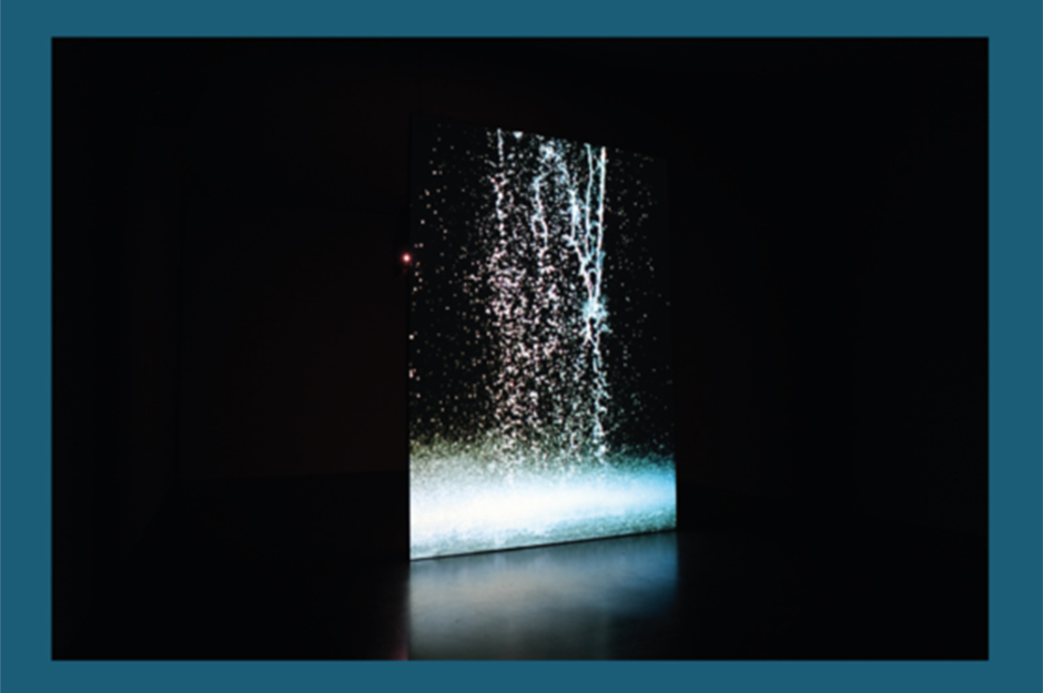 Migotliwe światy wideo-artu: „Każda kropla wody jest małym obiektywem”