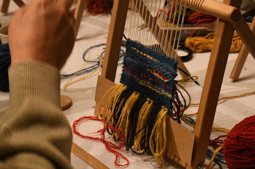 Cykliczne spotkania ze sztuką i rękodziełem warsztaty ”Ręka do dzieła” Miejskie Tkanie –Splą(t)kanie vol.2!