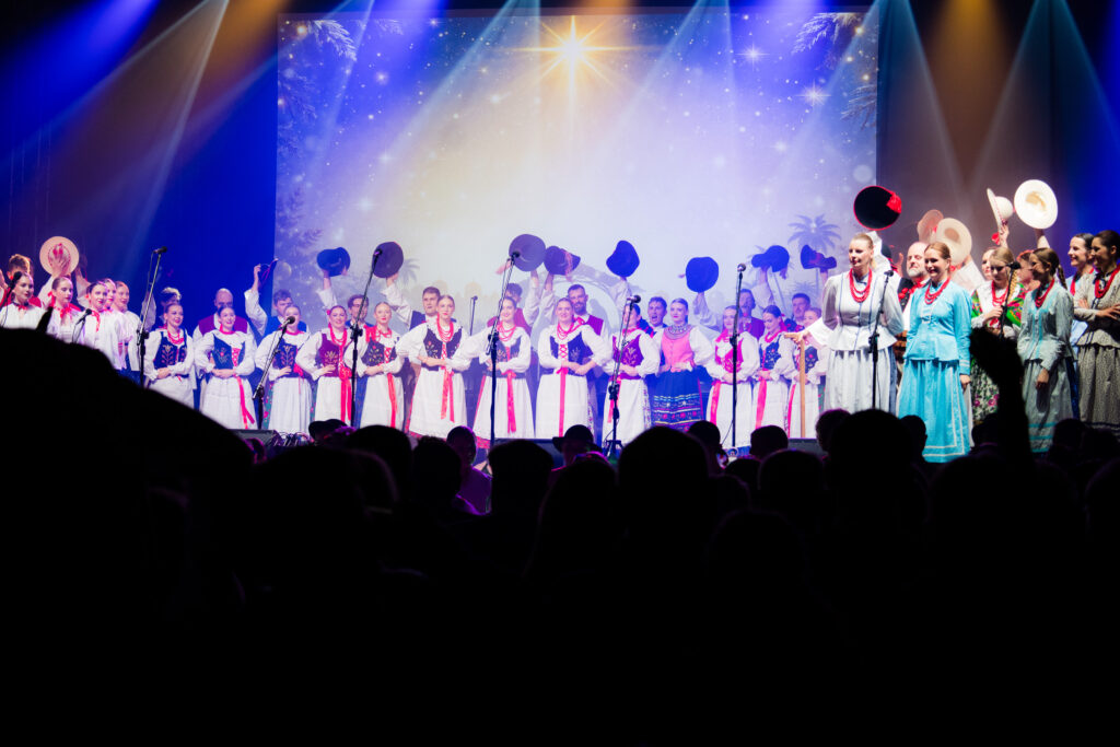 Świąteczna podróż przez polską tradycję. Koncert Ziemi Bydgoskiej 