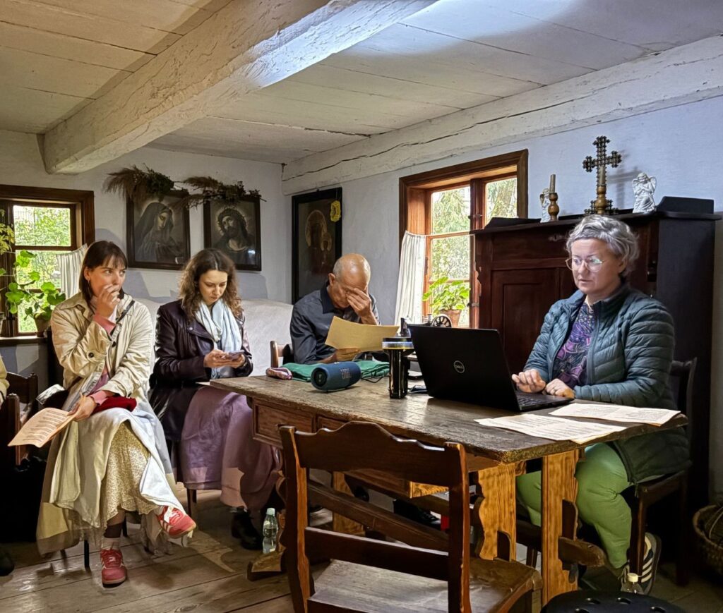 Pośród światłości – wspólne śpiewanie pieśni ludowych