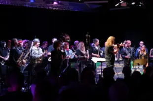 Vabank Express. W 80 minut dookoła świata | Orkiestra WOAK-u Vabank koncert