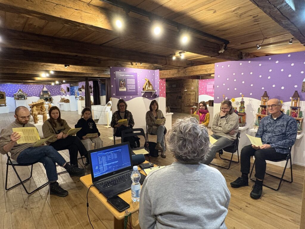 Żywot pieśni, pieśni żywota: Pośród sytości