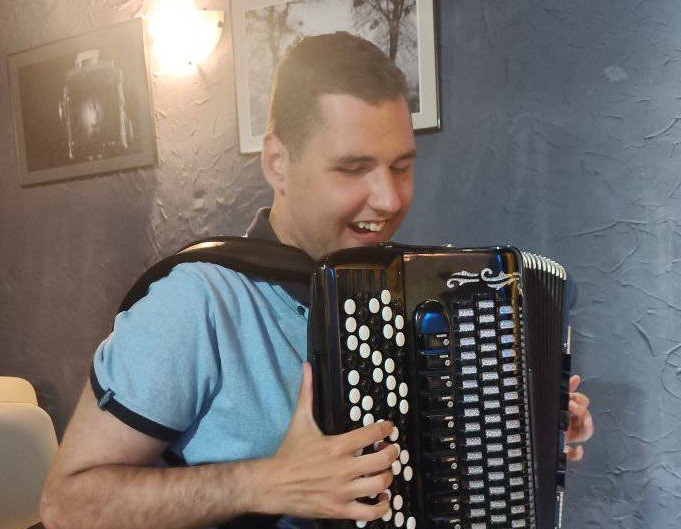 Niewidomy artysta, Kyryl Kozub