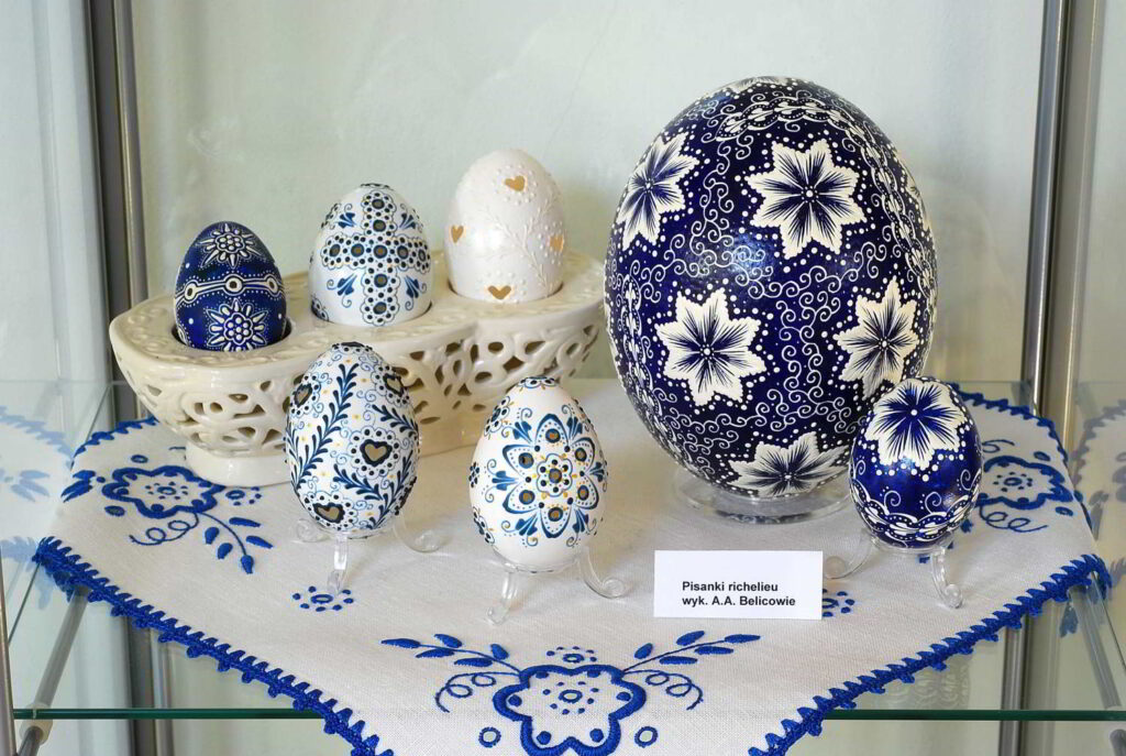 Pisanki ze świata. Kolekcja Aleksandry i Arkadiusza Beliców