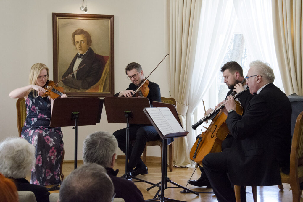 Klasycznie i&nbsp;rozrywkowo