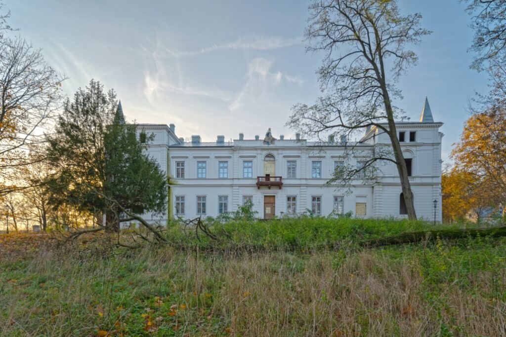 153 lata historii. Pałac Kronenbergów w Wieńcu wkracza w nową erę.