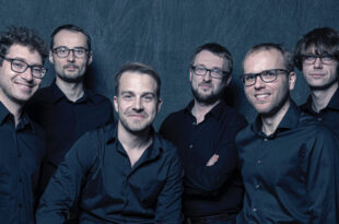 Muzyczne dialogi #1 / Six Pianos | 30. Międzynarodowy Festiwal Nova Muzyka i Architektura