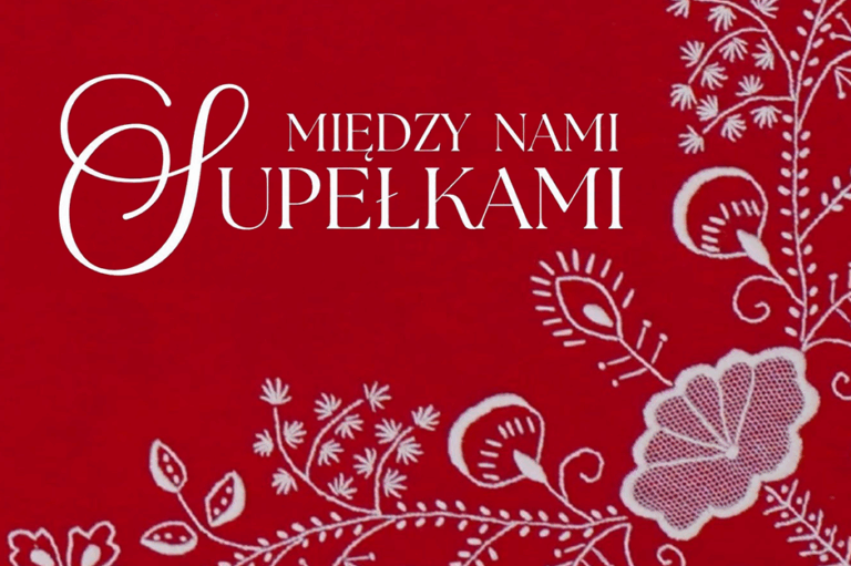 Wystawa – „Między nami supełkami”