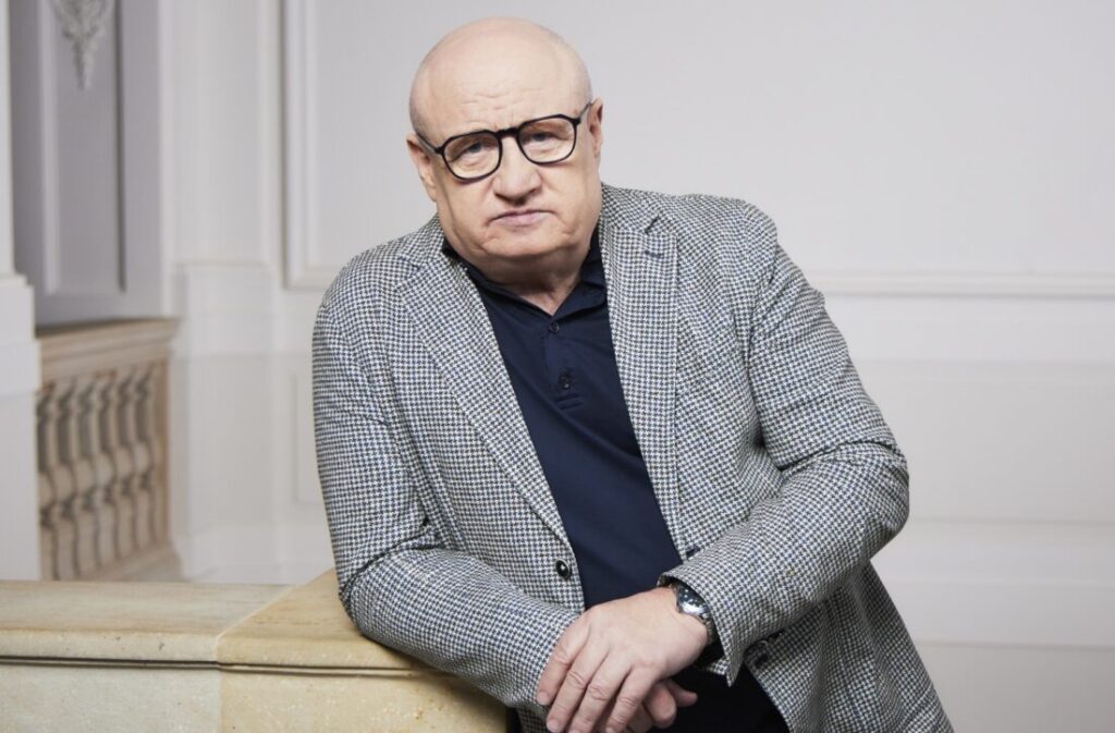 Bydgoski Trójkąt Literacki: EKG kariery – spotkanie z Maciejem Siembiedą