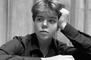 Szafarska Scena Młodych – recital laureata XXIII Ogólnopolskiego Konkursu Pianistycznego w Koninie