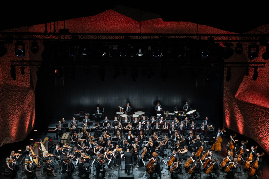 Głosy (nie)oczywiste #1 / Opera