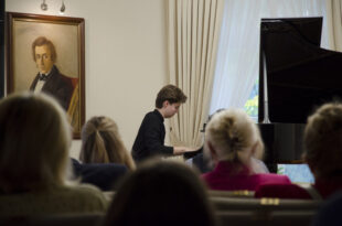 Szafarska Scena Młodych - recital laureata XXIII Ogólnopolskiego Konkursu Pianistycznego w Koninie